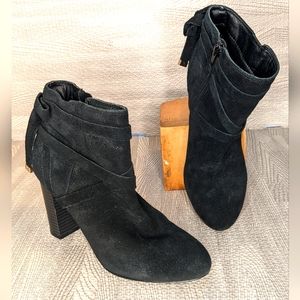 Promod Boutique Francaise Suede Black Ankle Boot, 6 (EU6)